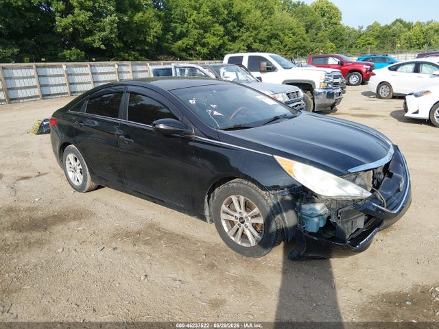 Salvage Hyundai SONATA Image