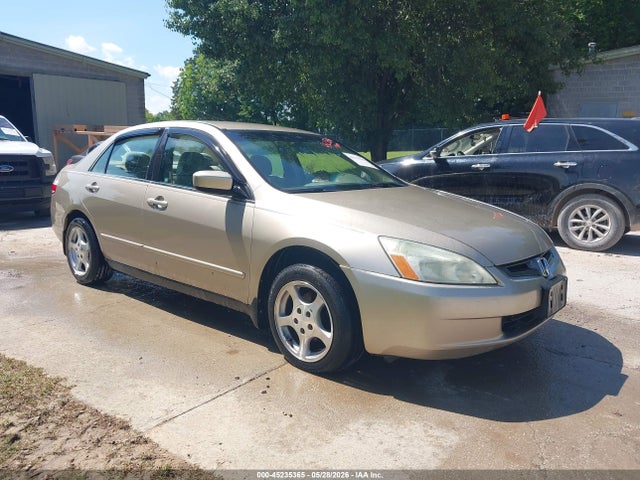 Salvage Honda Accord Image