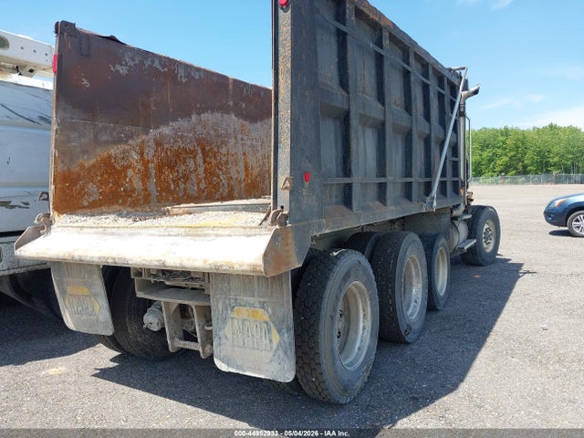 Sterling Truck Lt 9500