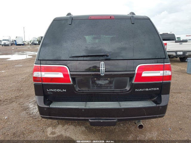 Lincoln Navigator
