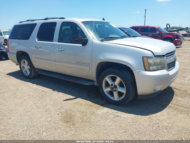 Salvage Chevrolet Suburban 1500 Image