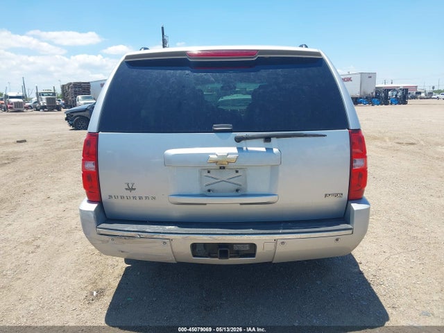 Chevrolet Suburban 1500 Ltz