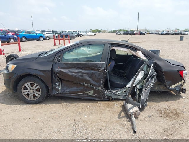 Chevrolet Sonic Lt Auto