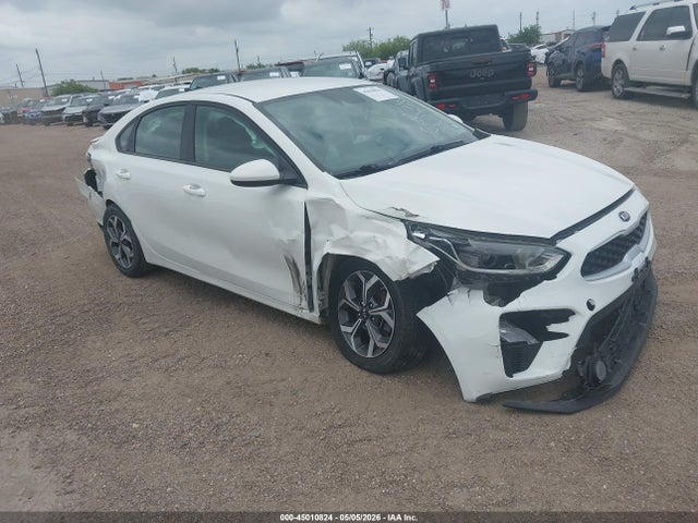 Salvage Kia Forte Image