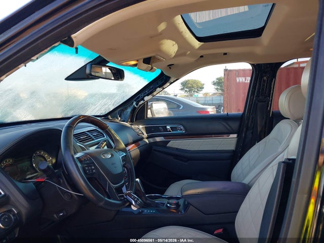 Ford Explorer Platinum
