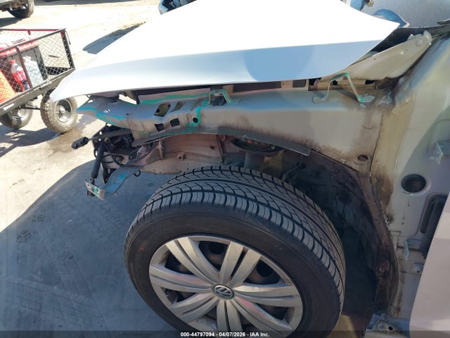 Volkswagen Jetta 1.4t S