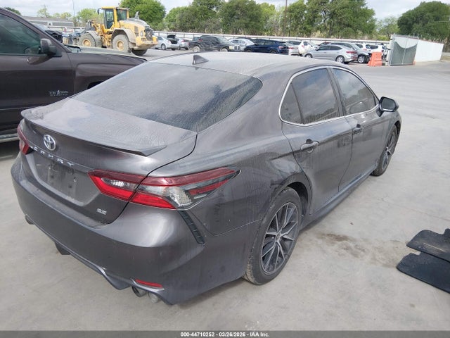 Toyota Camry Se