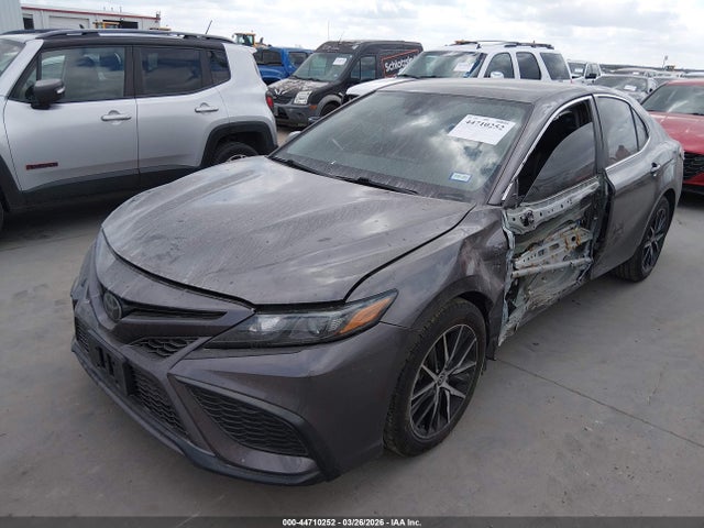 Toyota Camry Se