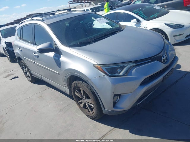 Salvage Toyota RAV4 Image