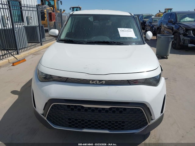 Kia Soul Lx