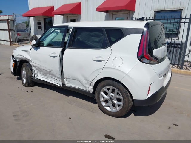 Kia Soul Lx