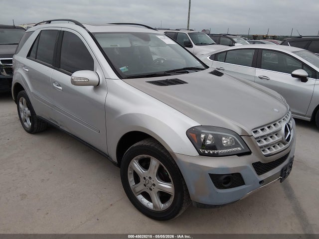 Salvage Mercedes-Benz M-Class Image