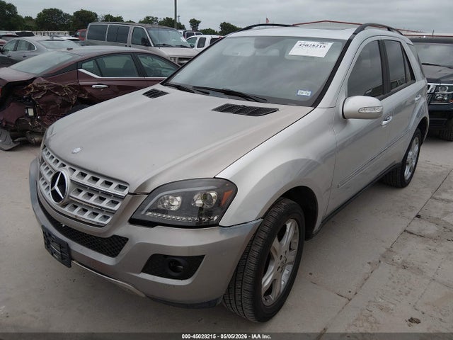 Mercedes-Benz M-Class 4matic