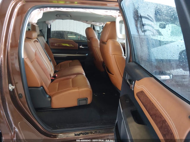 Toyota Tundra 1794 5.7l V8