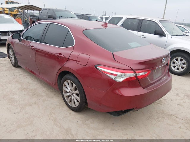 Toyota Camry Le