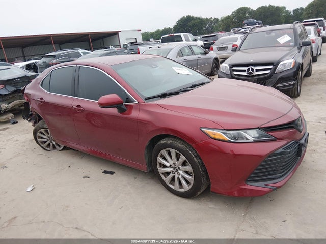 Toyota Camry Le
