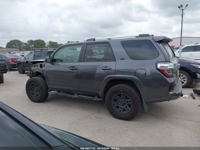 Toyota 4Runner Sr5