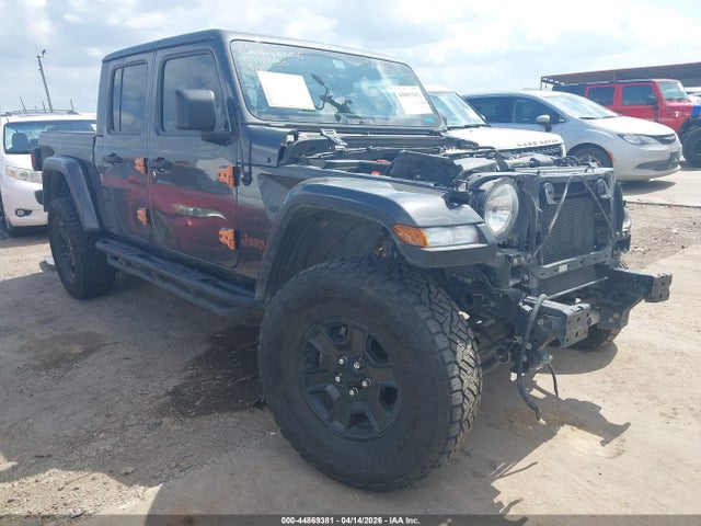 Salvage Jeep Gladiator Image