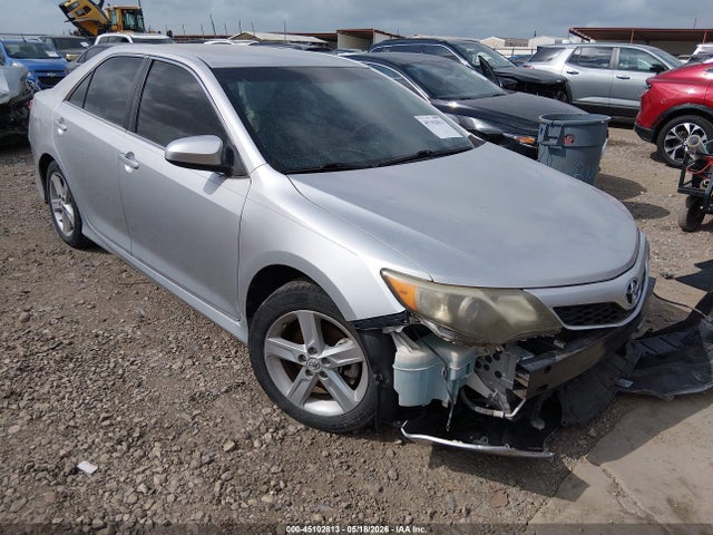 Salvage Toyota Camry Image