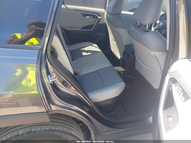 Toyota RAV4 Xle Premium