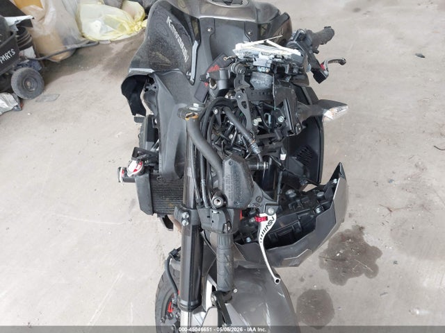 Kawasaki Zr900 F