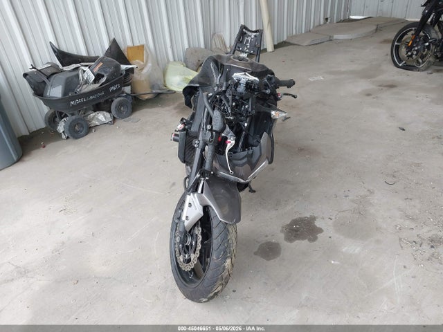 Kawasaki Zr900 F