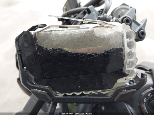 Kawasaki Zr900 F