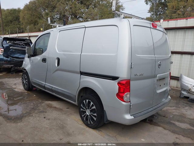 Nissan Nv Sv Xtronic Cvt