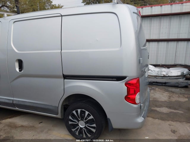 Nissan Nv Sv Xtronic Cvt