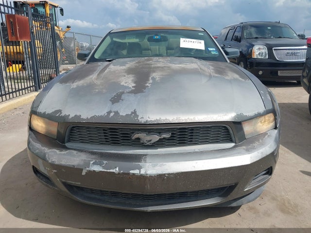 Ford Mustang V6 Premium