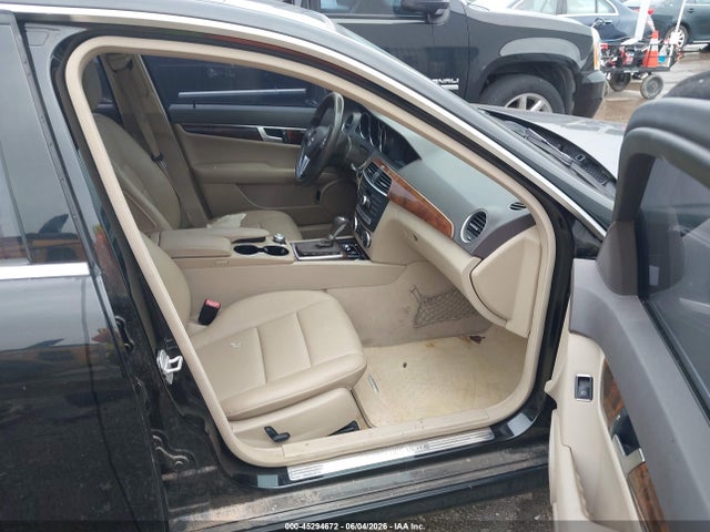 Mercedes-Benz C-Class Sport
