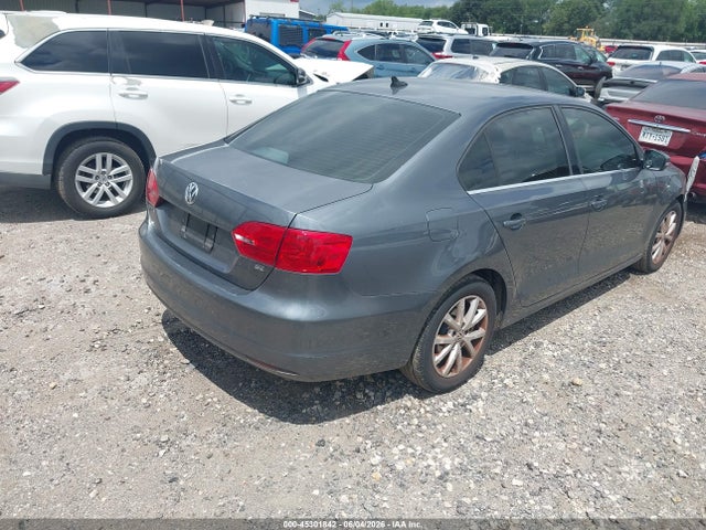 Volkswagen Jetta 1.8t Se