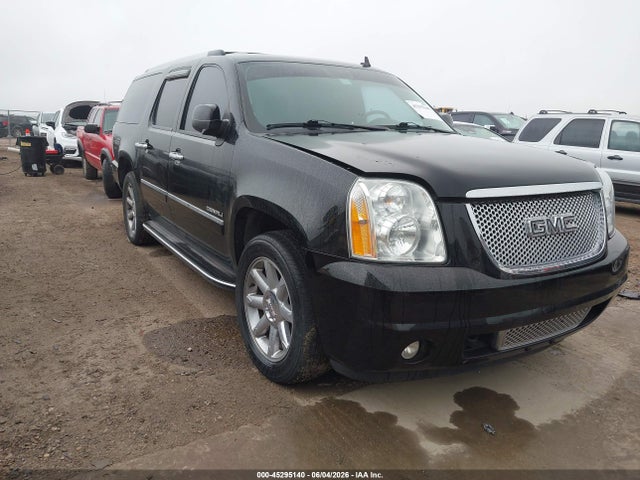Salvage GMC Yukon Image