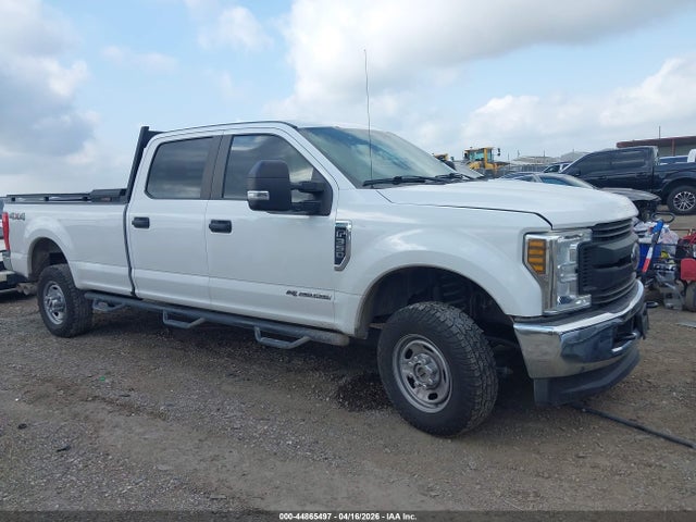 Ford F-350 Xl