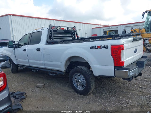 Ford F-350 Xl