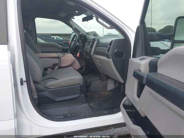 Ford F-350 Xl
