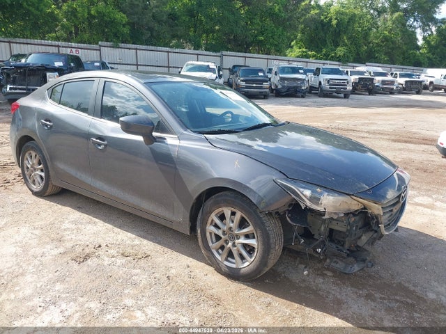 Salvage Mazda Mazda3 Image