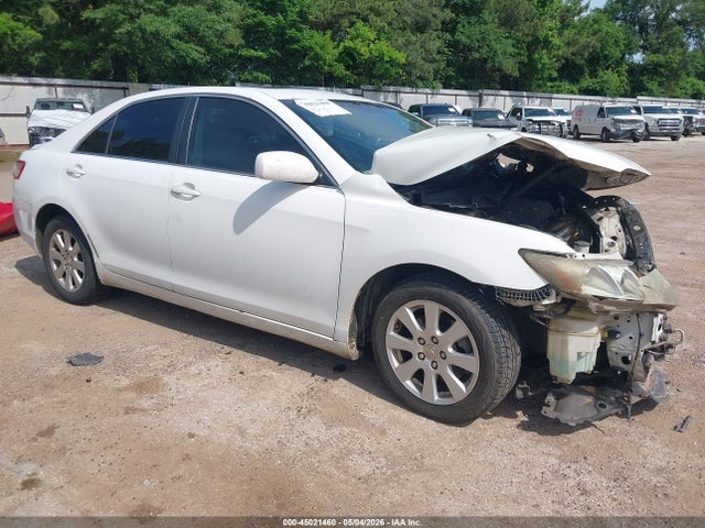 Salvage Toyota Camry Image