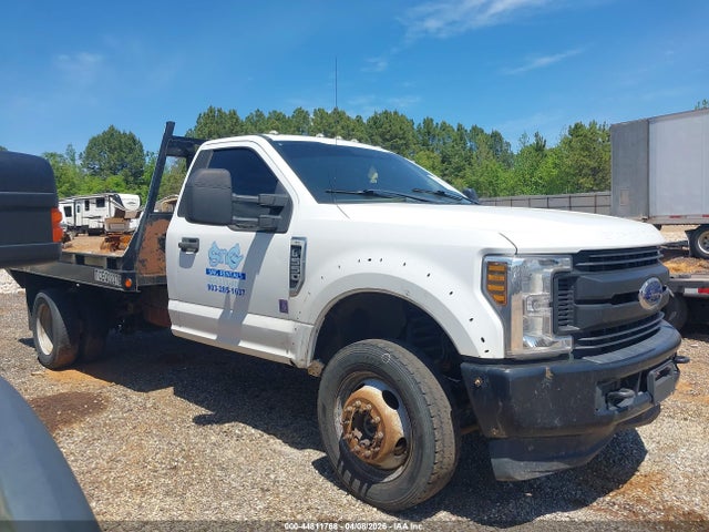 Ford F-550 Xl