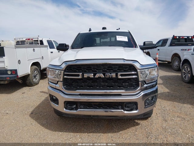 Ram 2500 Tradesman  4x4 6'4 Box