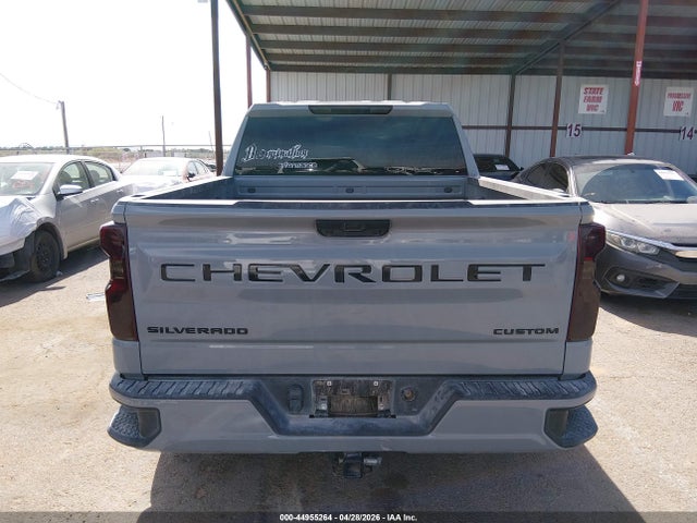 Chevrolet Silverado 1500 2wd  Short Bed Custom