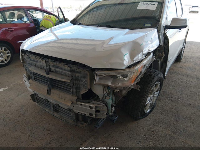 GMC Acadia Sle-1