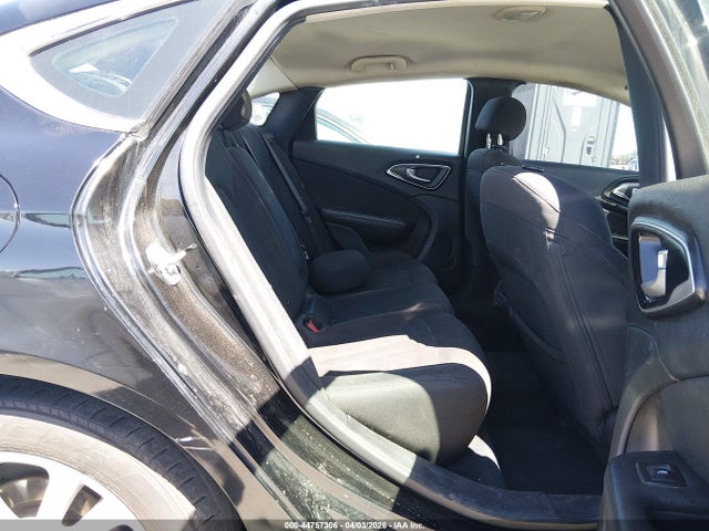 Chrysler 200 Limited