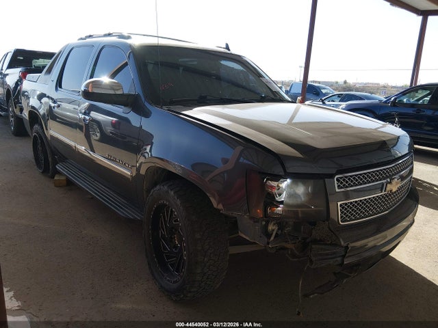 Salvage Chevrolet Avalanche 1500 Image