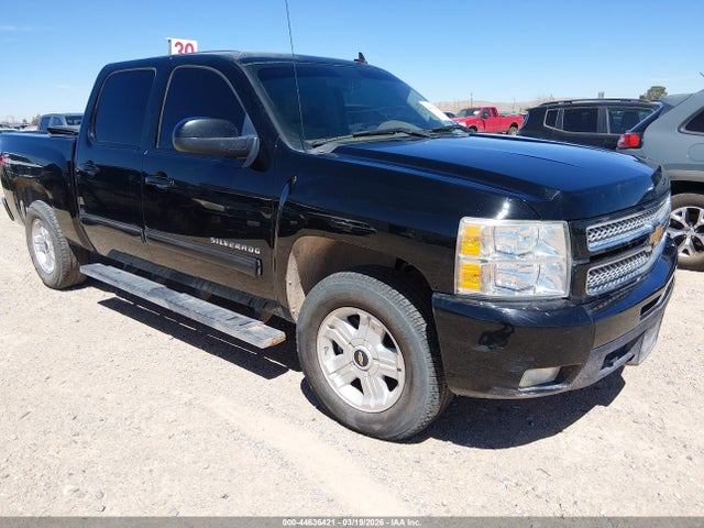 Salvage Chevrolet Silverado 1500 Image