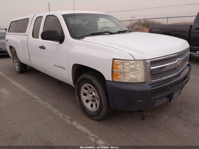 Salvage Chevrolet Silverado 1500 Image