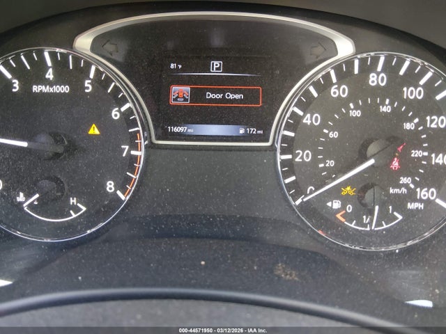 Nissan Pathfinder Sv