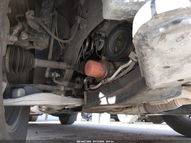 Nissan Pathfinder Sv