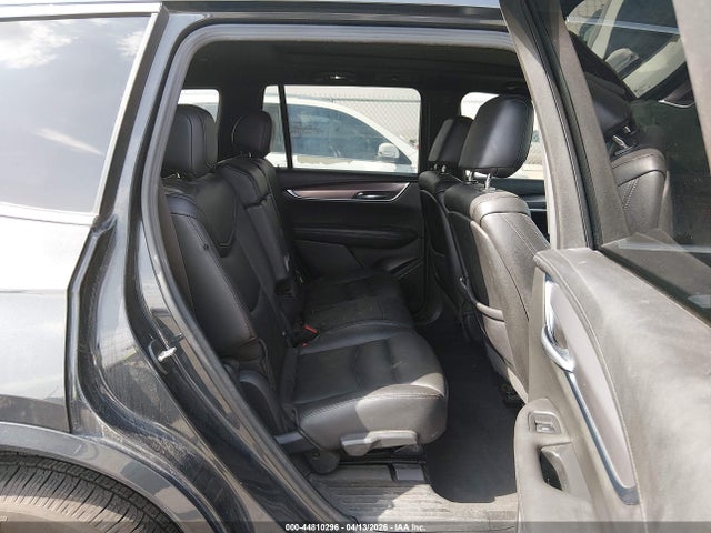 Cadillac XT6 Fwd Luxury