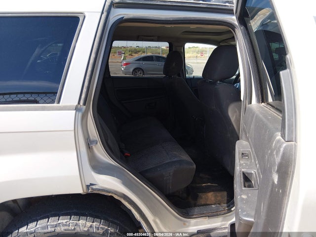 Jeep Grand Cherokee Laredo